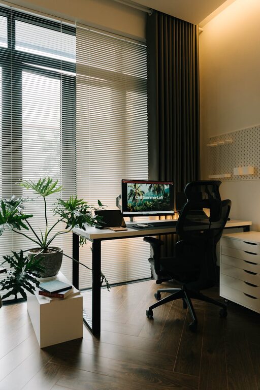 Tips for Creating a Cozy and Inviting Home Office Space That Boosts Productivity